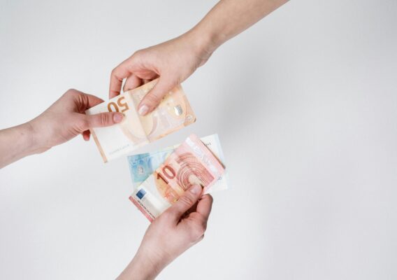 Kaufen Sie hochwertige, nicht erkennbare gefälschte Euro-Banknoten für die Schweiz bis